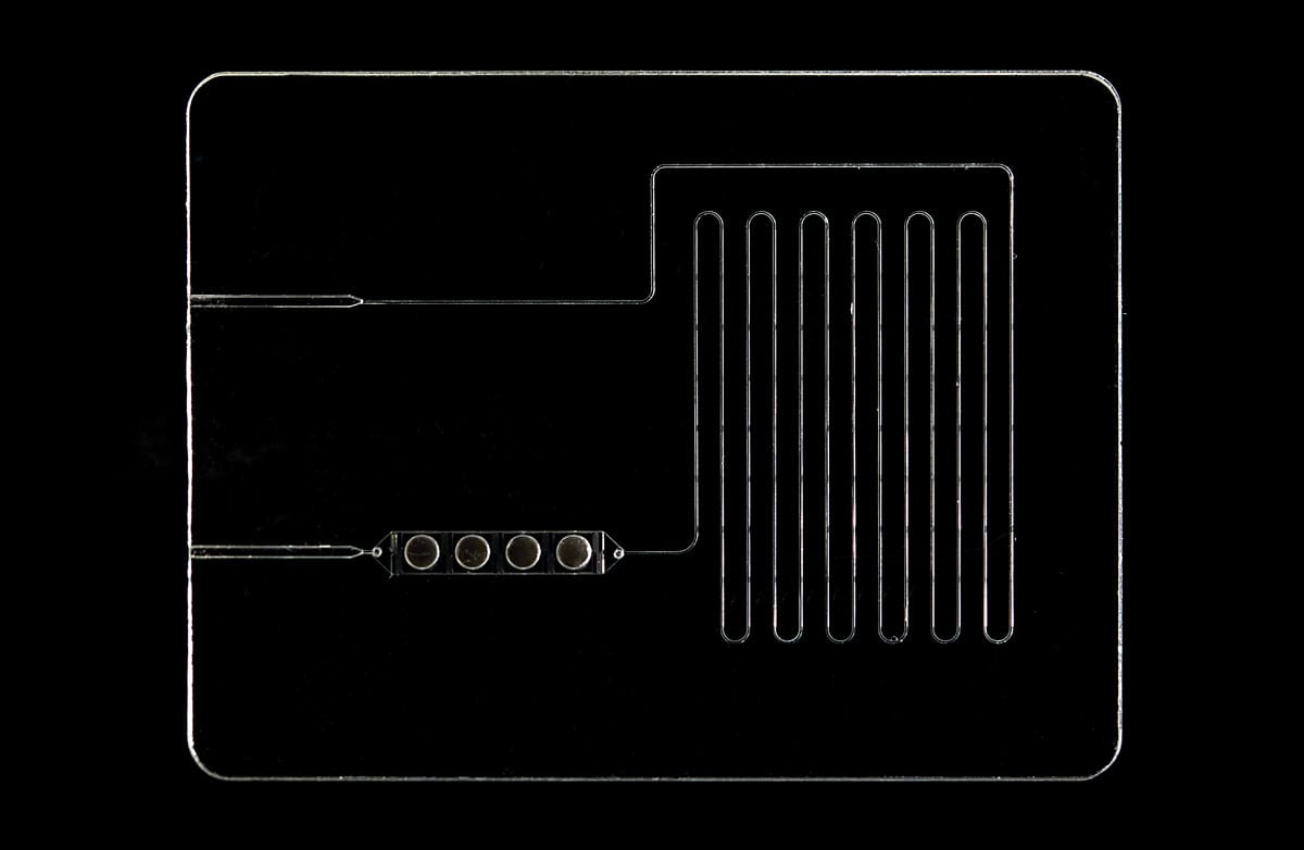 glass microfluidic device